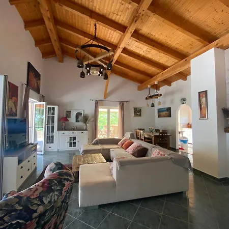 Villa Flora Lavenda Zalahalap