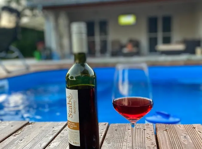 Willa Flora Lavenda *